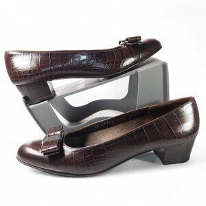 Salvatore Ferragamo Leather Croc Print Low Heel Brown Women's 8.5 (2A) Narrow